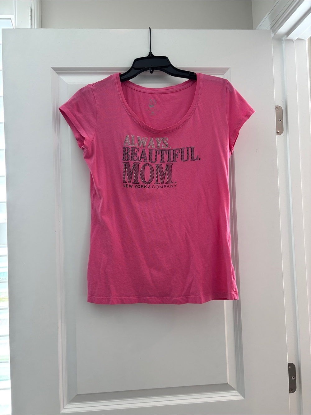 New York & Company Bright Pink "Always Beautiful Mom" Short Sleeve Tee